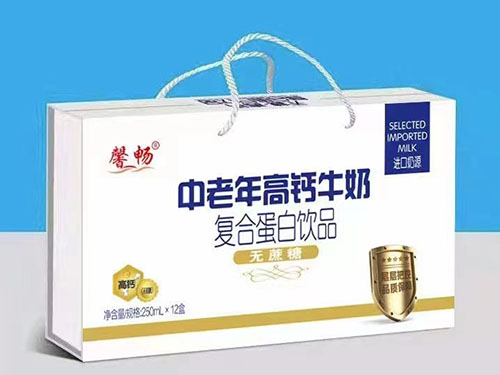 中老年高鈣牛奶無蔗糖復(fù)合蛋白飲品木盒